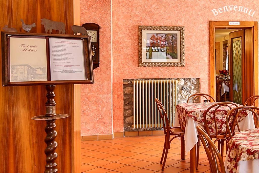 Hotel Trattoria Milani Lonato Zewnętrze zdjęcie