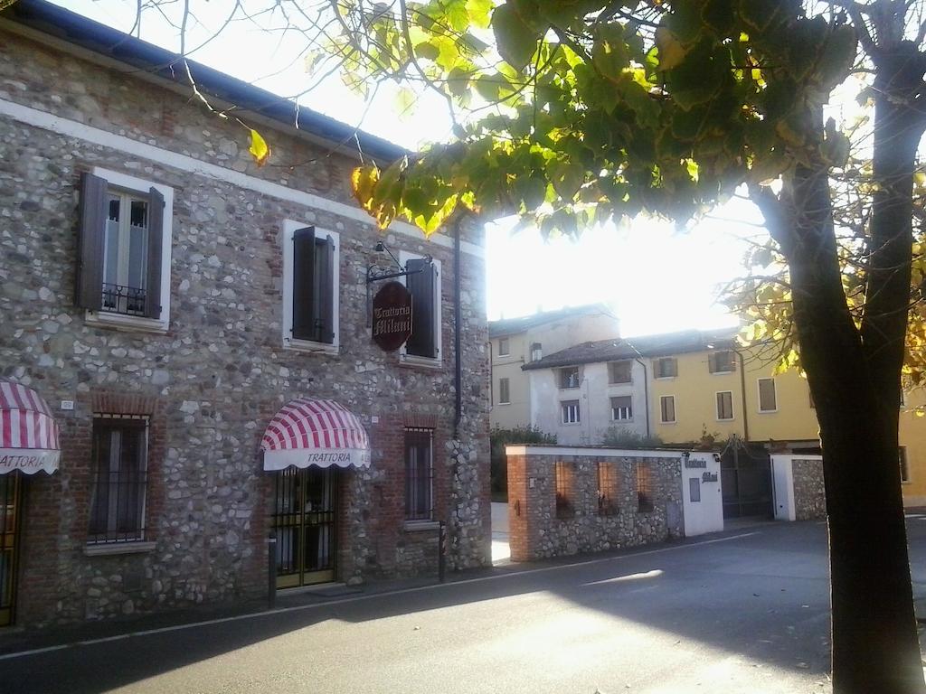 Hotel Trattoria Milani Lonato Zewnętrze zdjęcie